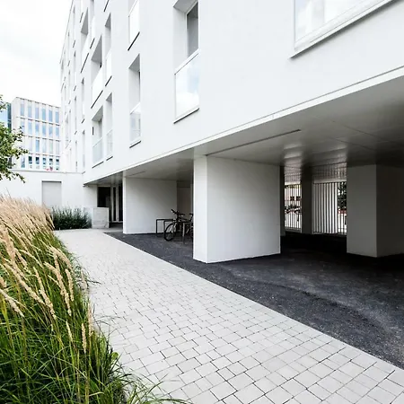 Superapart Bobrowiecka 10 Varsovia Exterior foto